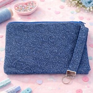 Elegant Blue Floral Women's Clutch w key fob